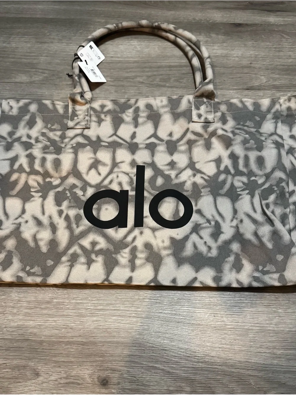 ALO Yoga Gray Tie-Dye Logo Tote